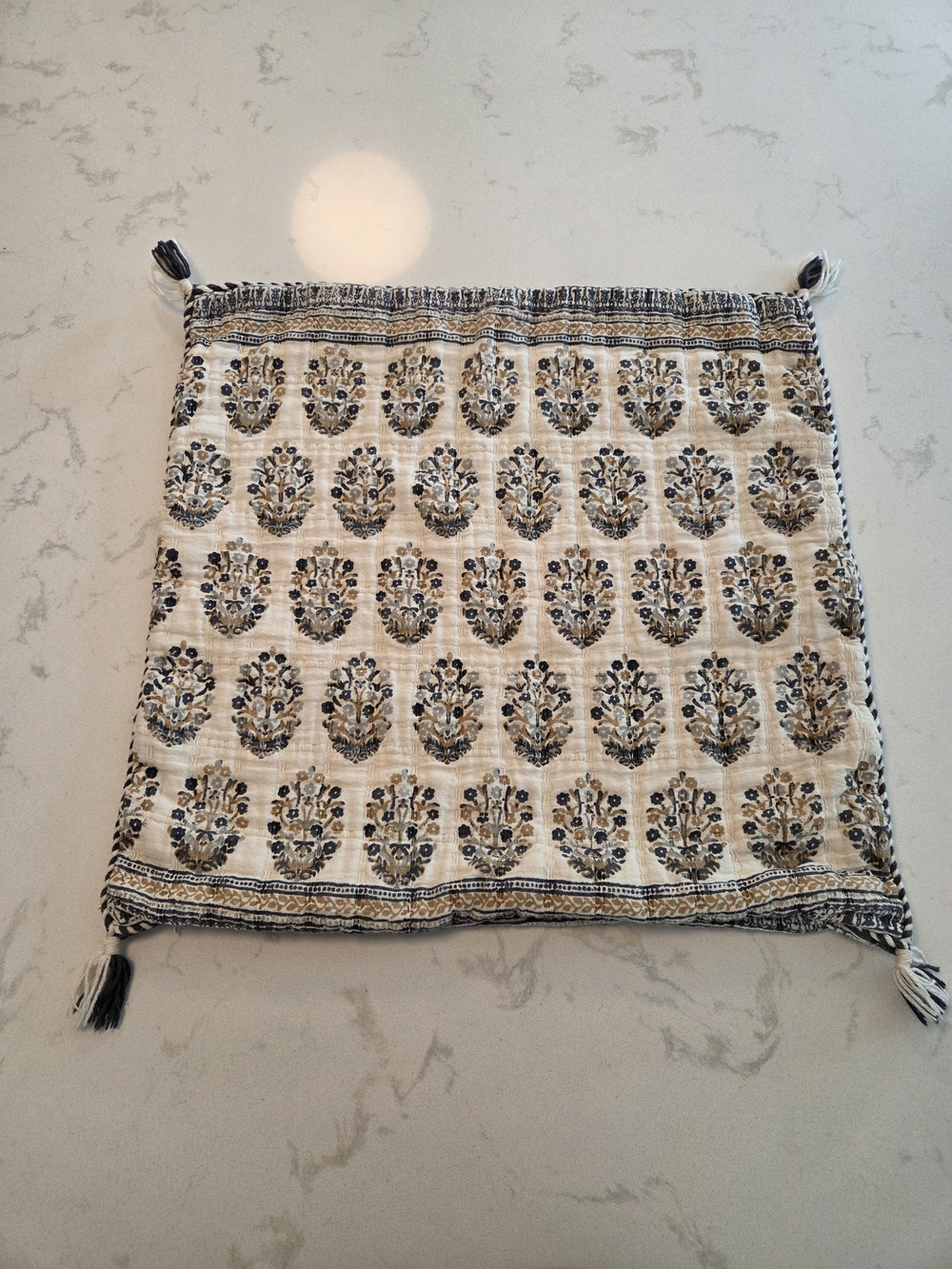 2 Pottery Barn Cream and Navy Block-Print Cotton Pillows 20x20